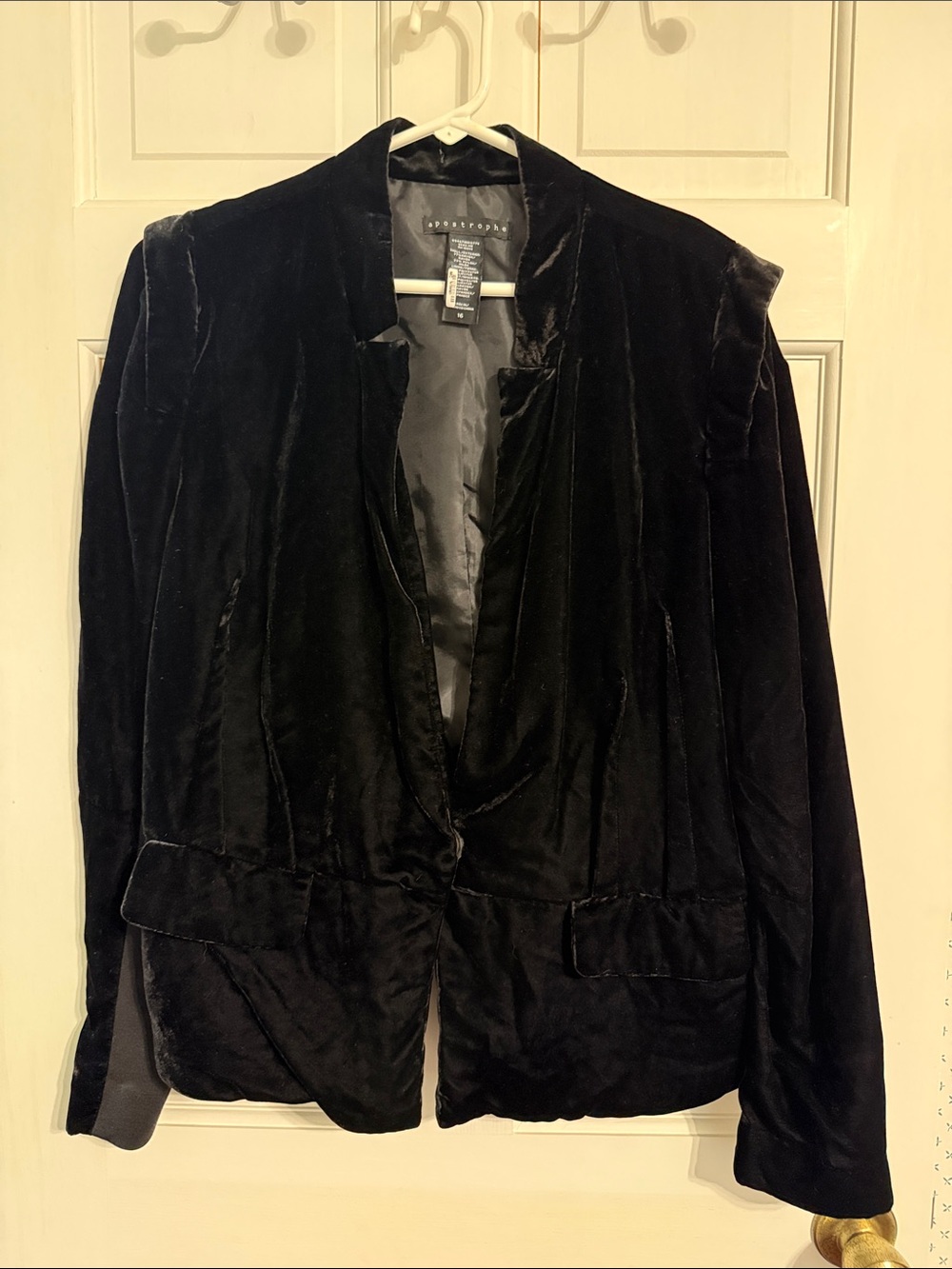 Apostrophe Black Velvet Open Blazer